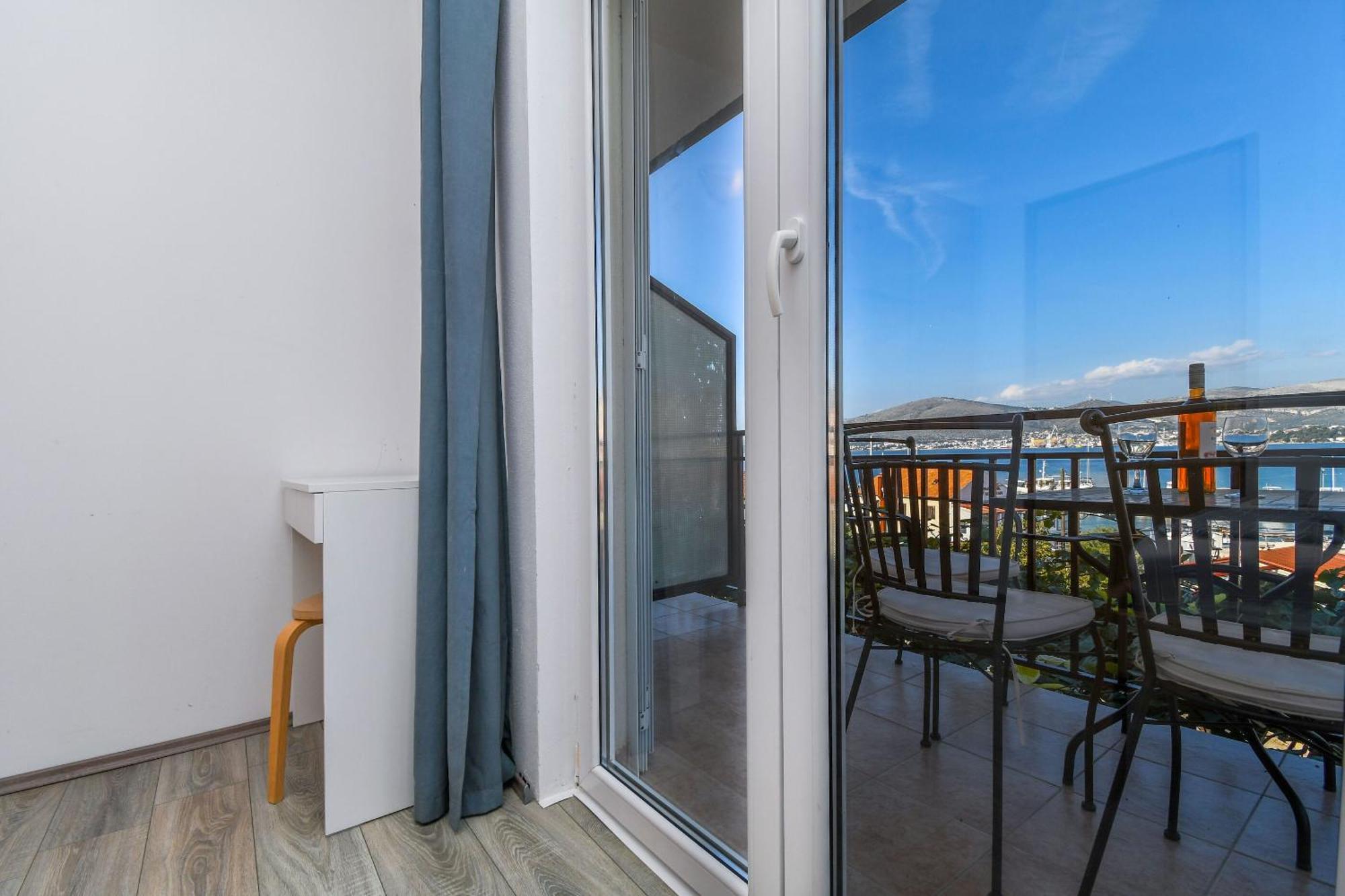 Apartment Mara Τρογκίρ Εξωτερικό φωτογραφία