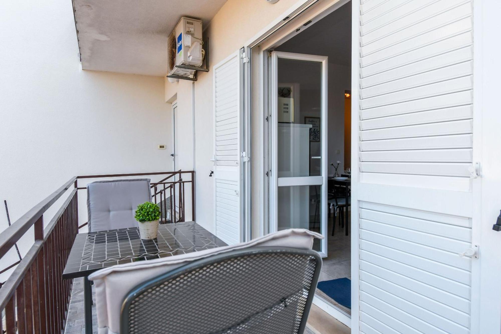 Apartment Mara Τρογκίρ Εξωτερικό φωτογραφία