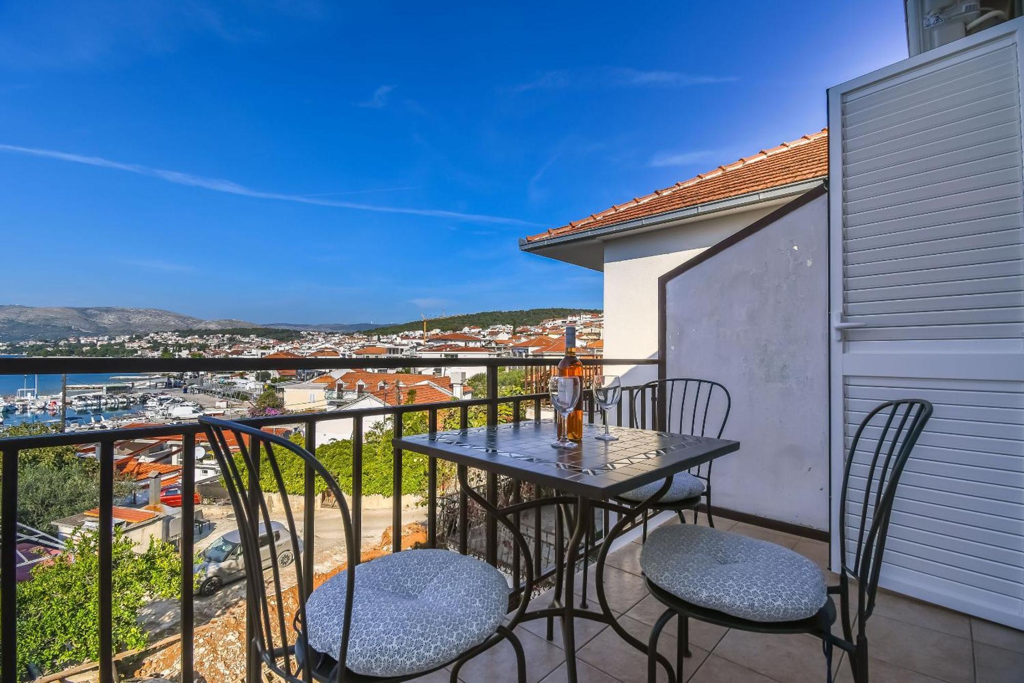 Apartment Mara Τρογκίρ Εξωτερικό φωτογραφία